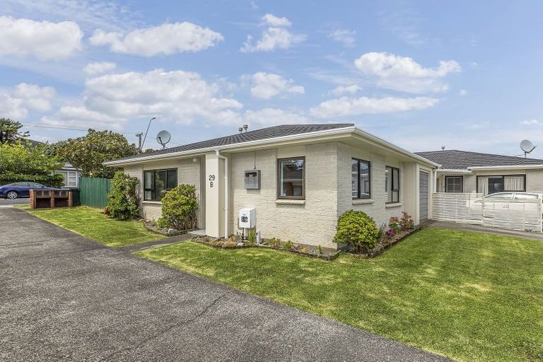 Photo of property in 29b Hinau Street, Tawa, Wellington, 5028