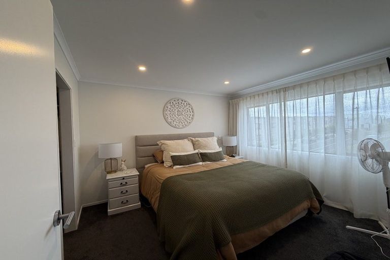 Photo of property in 33 Bristol Freighter Road, Hobsonville, Auckland, 0616