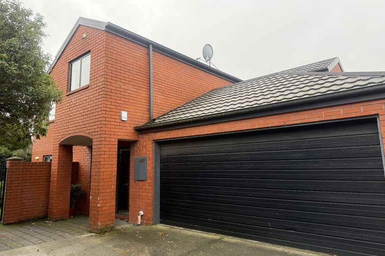 Photo of property in 132 Ilam Road, Ilam, Christchurch, 8041