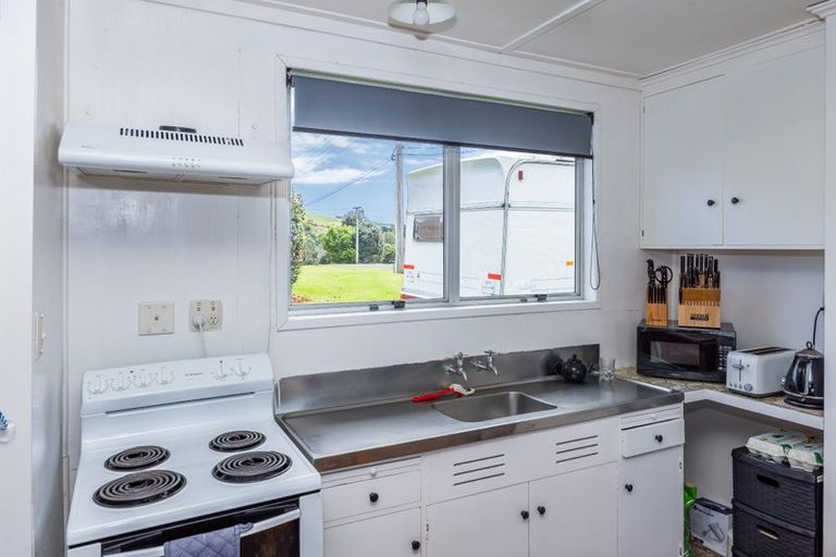 Photo of property in 102 Amopo Street, Kawhia, 3889