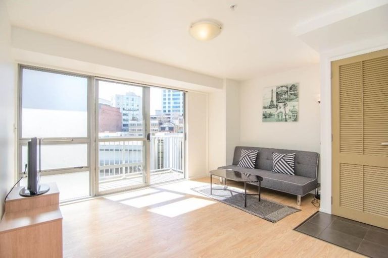 Photo of property in 8 White Road, Manurewa, Auckland, 2102