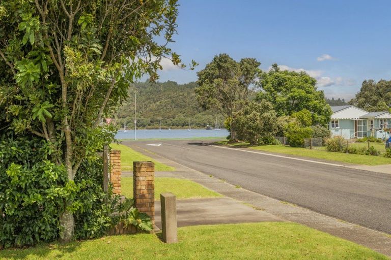 Photo of property in 3a Sarah Avenue, Whitianga, 3510