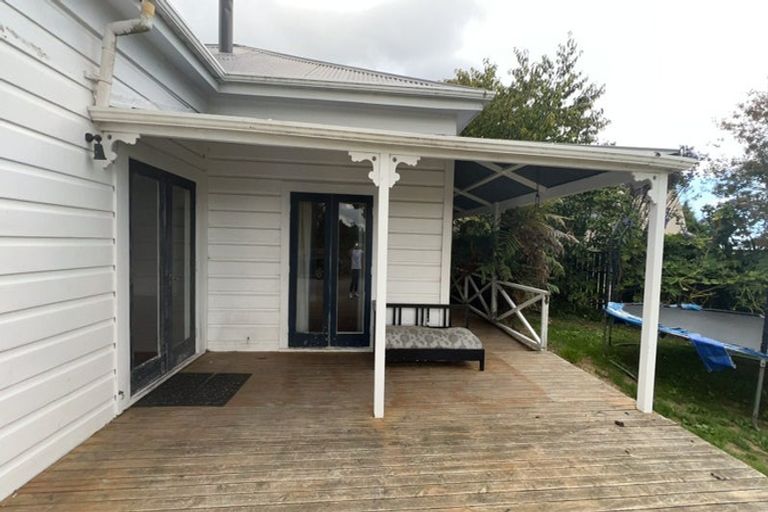Photo of property in 51 Waitohu Valley Road, Otaki, 5512