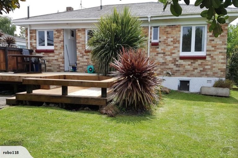 Photo of property in 54 Montgomery Crescent, Bader, Hamilton, 3206