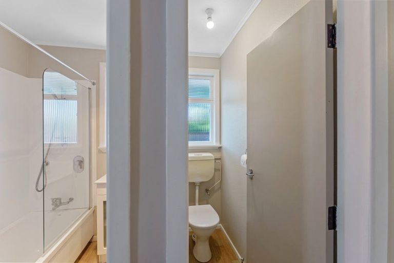 Photo of property in 32 Atmore Avenue, Otaki, 5512