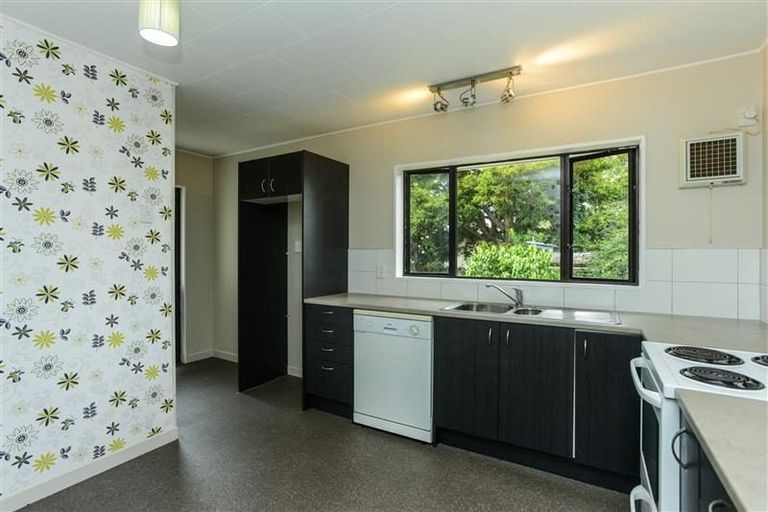 Photo of property in 1/18 Chambers Street, Havelock North, 4130