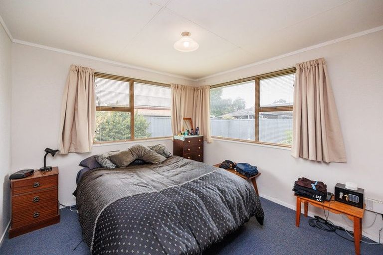 Photo of property in 1b John F Kennedy Drive, Milson, Palmerston North, 4414