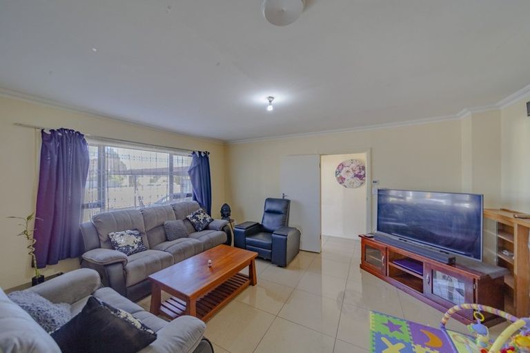Photo of property in 293 Kennedy Road, Onekawa, Napier, 4110