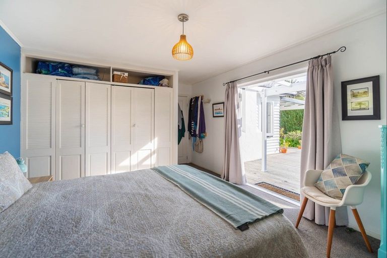 Photo of property in 66 Matai Road, Raumati South, Paraparaumu, 5032