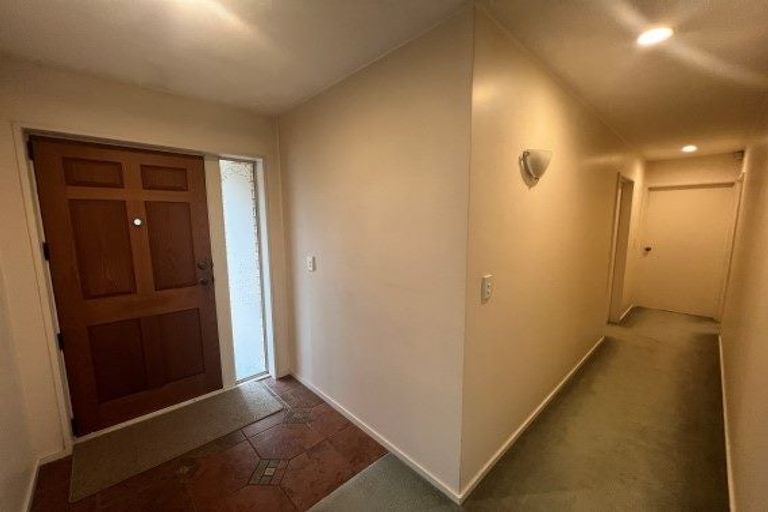 Photo of property in 15 Cardigan Bay Place, Addington, Christchurch, 8024