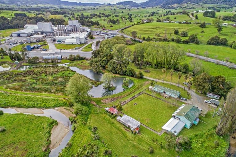 Photo of property in 3 Hurndall Street, Maungaturoto, 0520