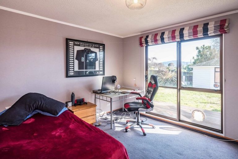 Photo of property in 92 Eatwell Avenue, Paraparaumu Beach, Paraparaumu, 5032