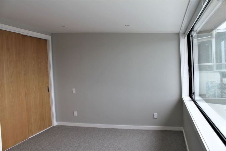 Photo of property in 442 The Esplanade, Island Bay, Wellington, 6023