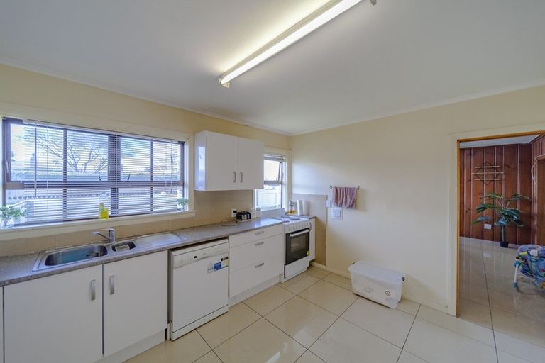Photo of property in 293 Kennedy Road, Onekawa, Napier, 4110