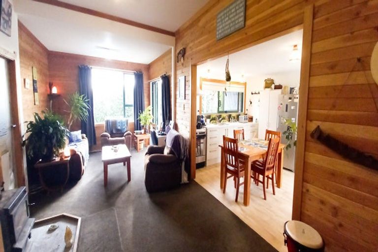 Photo of property in 2154 Ohai Clifden Highway, Eastern Bush, Otautau, 9682