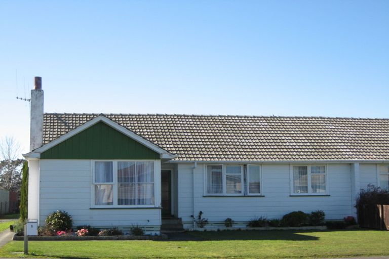 Photo of property in 5 Fergusson Street, Marton, 4710