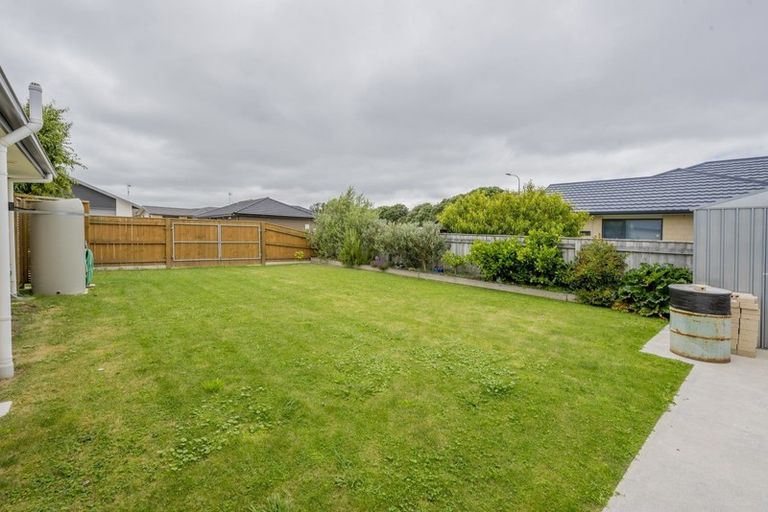 Photo of property in 22 Barry Curtis Place, Levin, 5510