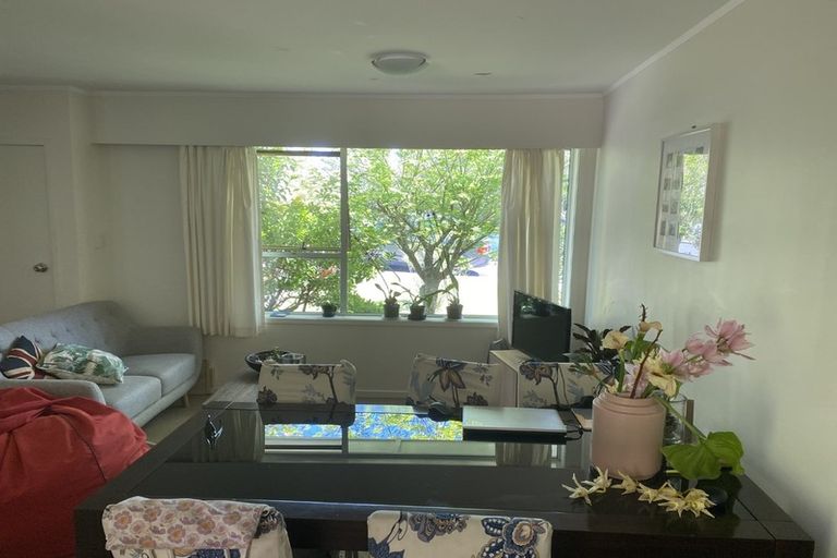 Photo of property in 3/28 Morton Avenue, Forrest Hill, Auckland, 0620