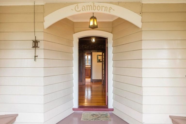 Photo of property in 28 Maungawhau Road, Epsom, Auckland, 1023