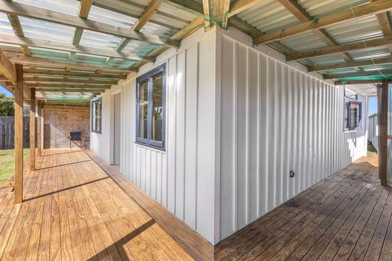 Photo of property in 5 Julian Road, Warea, New Plymouth, 4381