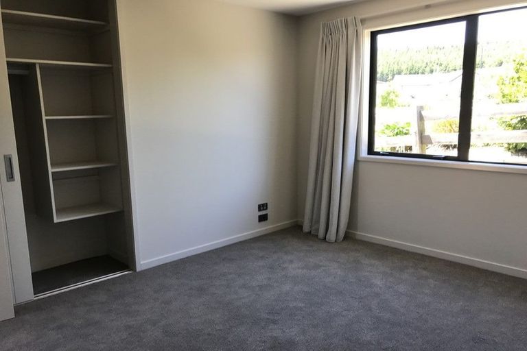 Photo of property in 38 Westview Road, Wanaka, 9305