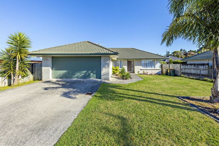 Photo of property in 32 Berwyn Avenue, Takanini, 2112