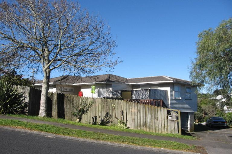 Photo of property in 67 Hobart Crescent, Wattle Downs, Auckland, 2103
