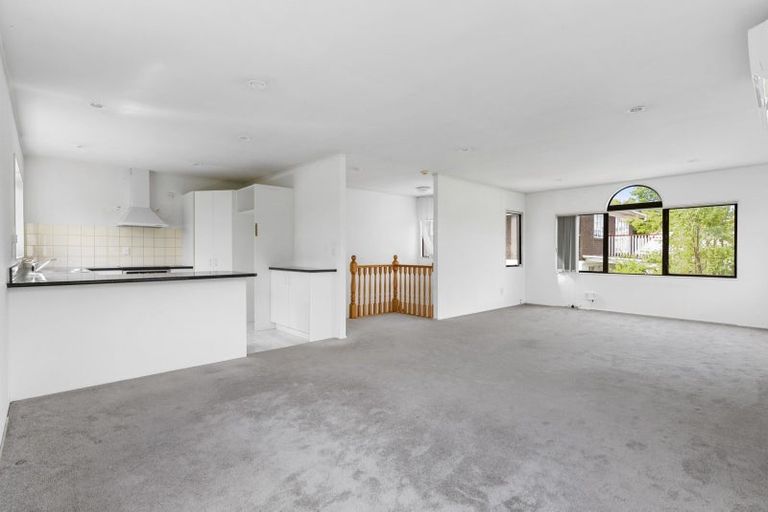 Photo of property in 2/131 Grand Drive, Remuera, Auckland, 1050