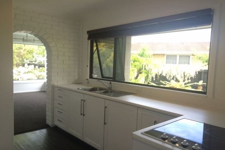 Photo of property in 9b Blairdon Place, Bishopdale, Christchurch, 8053