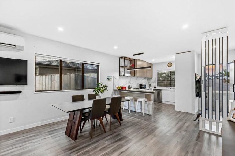 Photo of property in 45 Baumea Rise, Massey, Auckland, 0614