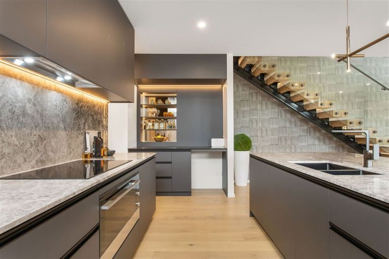 Photo of property in 26 Waiwetu Street, Fendalton, Christchurch, 8052