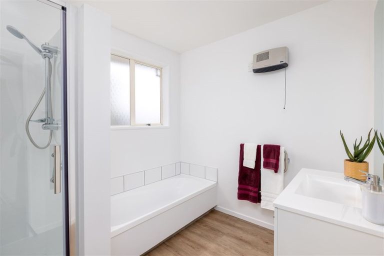 Photo of property in 29 Radiata Avenue, Parklands, Christchurch, 8083