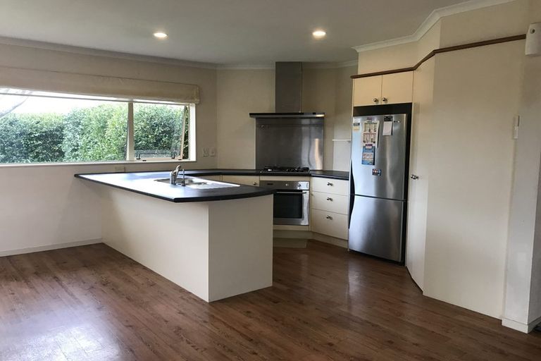 Photo of property in 187 Old Farm Road, Hamilton East, Hamilton, 3216