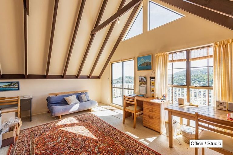 Photo of property in 20 Carlisle Street, Island Bay, Wellington, 6023