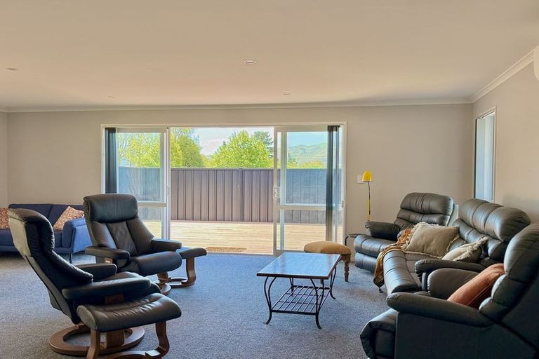 Photo of property in 28 Freyberg Avenue, Kurow, 9435