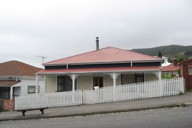 Photo of property in 51 Oxford Street, Lyttelton, 8082