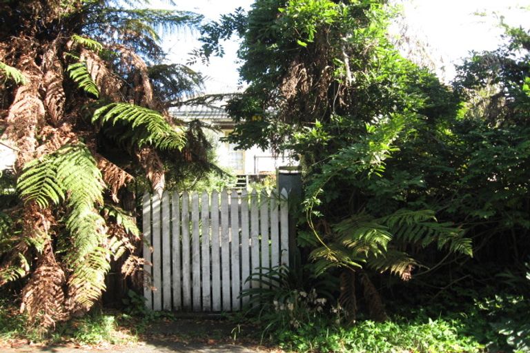 Photo of property in 10 High Street, Tirau, 3410