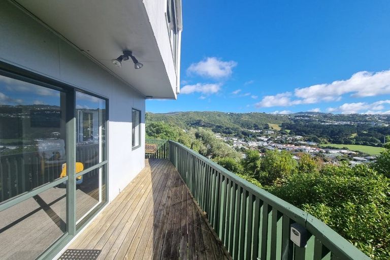 Photo of property in 20 Bay Lair Grove, Island Bay, Wellington, 6023