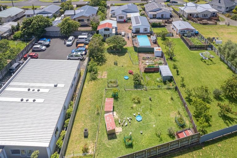 Photo of property in 107 Gonville Avenue, Gonville, Whanganui, 4501