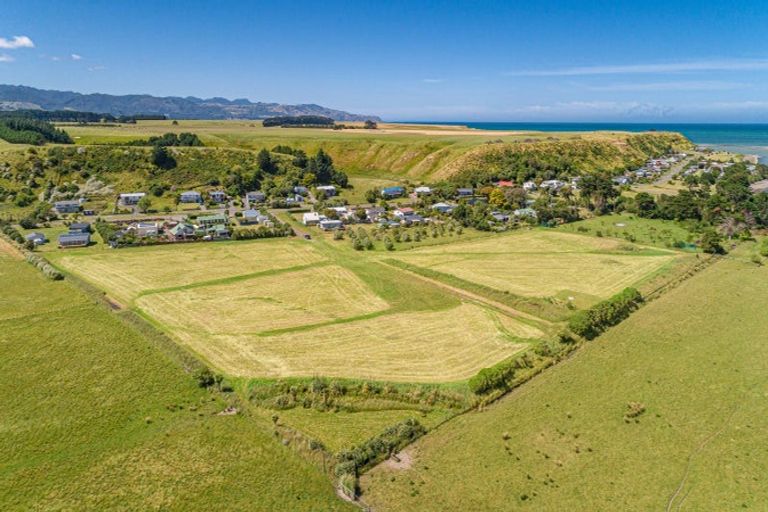 Photo of property in 97 Lake Ferry Road, Lake Ferry, Featherston, 5772