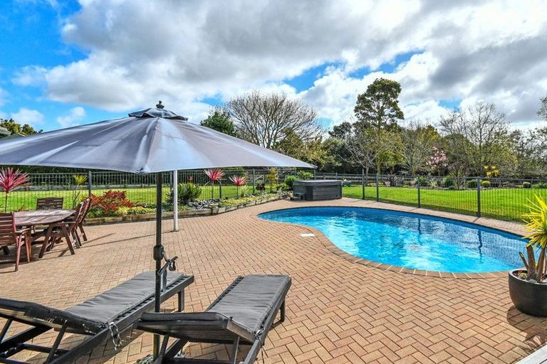 Photo of property in 68 Cooper Road, Ramarama, Drury, 2579