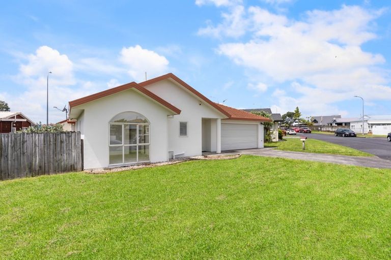 Photo of property in 1/5 Dana Place, Somerville, Auckland, 2014