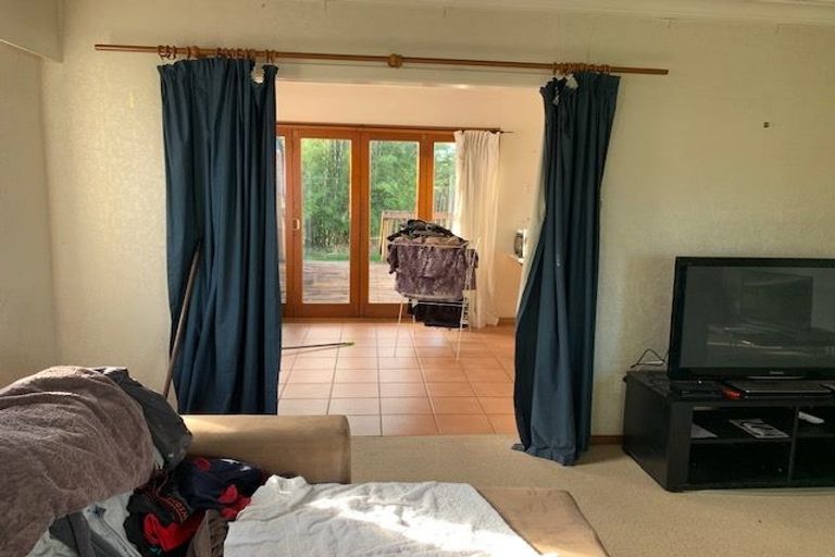 Photo of property in 5 Boys Place, Pakuranga Heights, Auckland, 2010