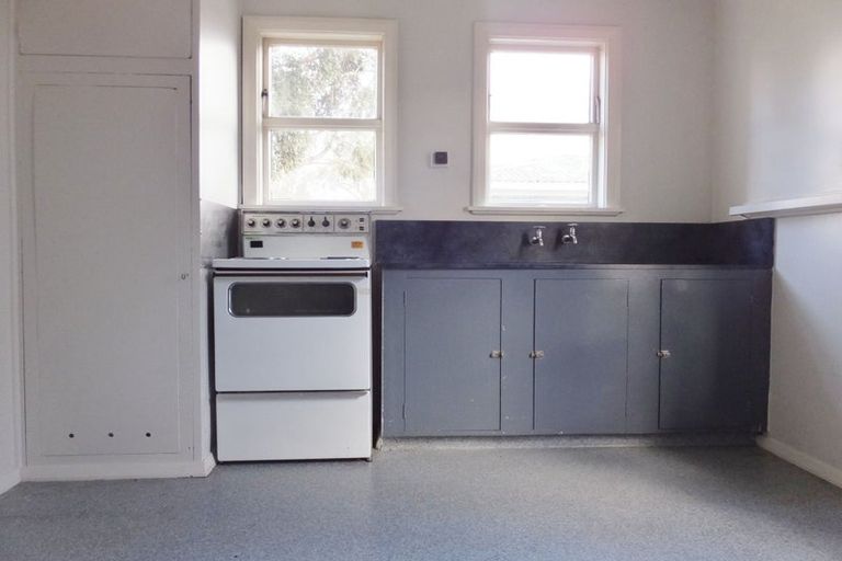 Photo of property in 345 Riccarton Road, Upper Riccarton, Christchurch, 8041