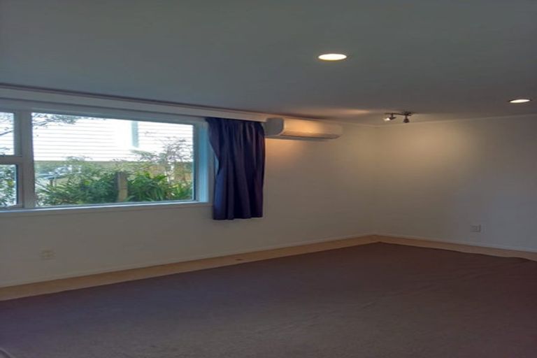Photo of property in 4 Trelissick Crescent, Ngaio, Wellington, 6035
