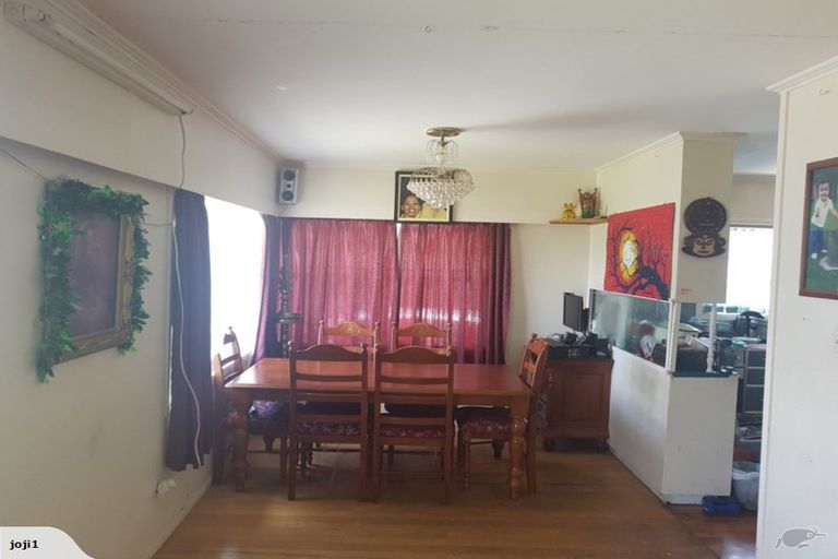 Photo of property in 1/4 Roseburn Place, Pakuranga, Auckland, 2010