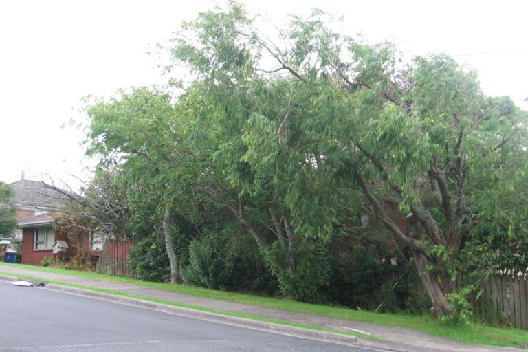 Photo of property in 2/2 Norman Road, Titirangi, Auckland, 0604