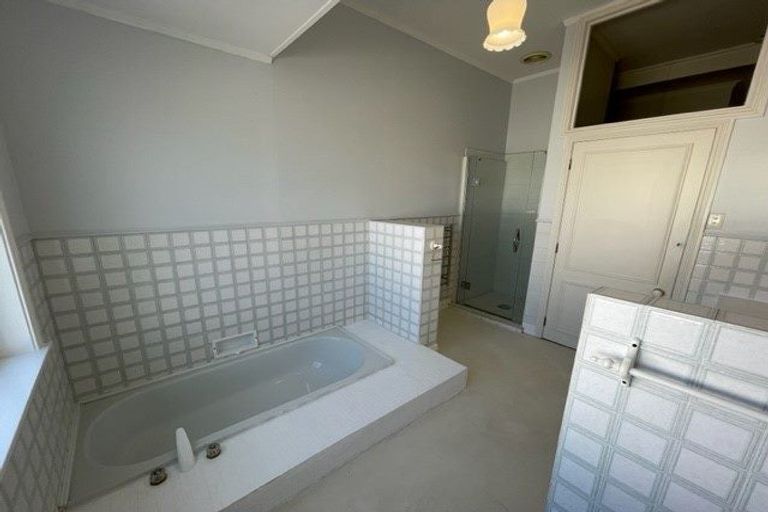 Photo of property in 1/3 Brown Street, Hauraki, Auckland, 0622