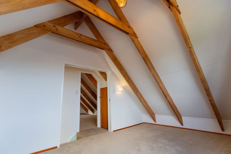 Photo of property in 1396 Whangaparaoa Road, Army Bay, Whangaparaoa, 0930