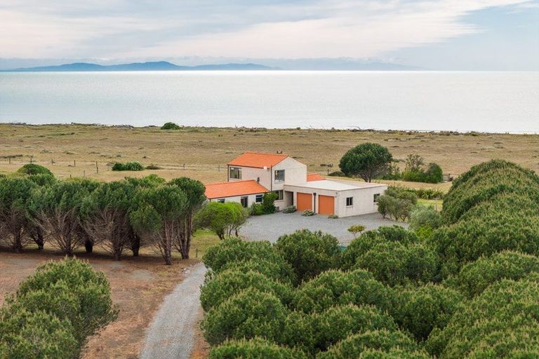 Photo of property in 16 Hinepango Drive, Rarangi, Blenheim, 7273